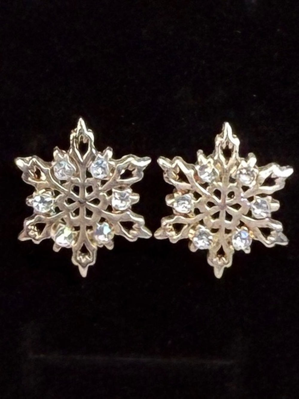 Vintage aged Silvertone Snowflake pierced Earrings